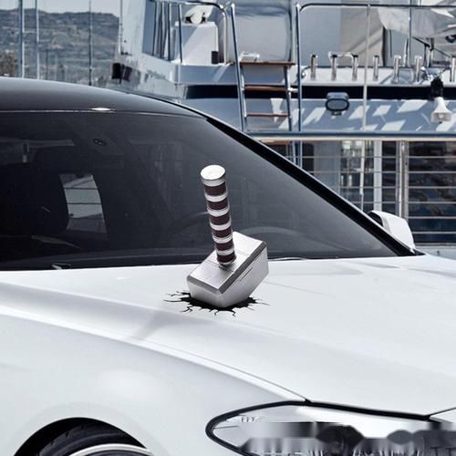 車頂上放玩偶就是個性的體現 交警 我們來談談 個性費 的問題